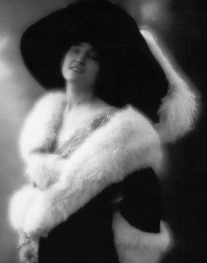 lyda borelli
